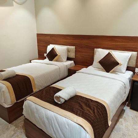 Hotel Thousand Pillars Warangal Exterior foto