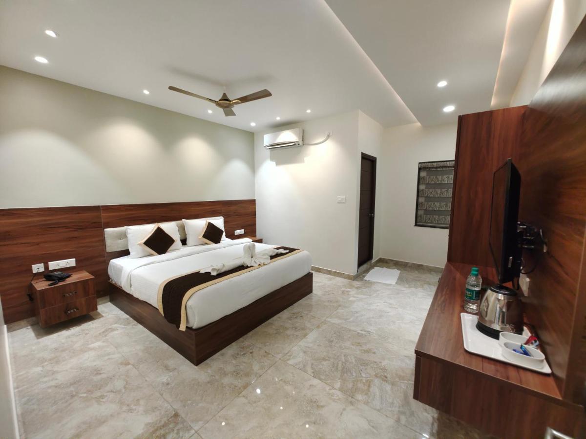 Hotel Thousand Pillars Warangal Exterior foto